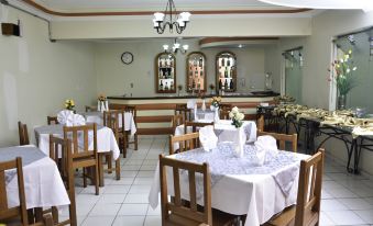 Ipe Guaru Hotel