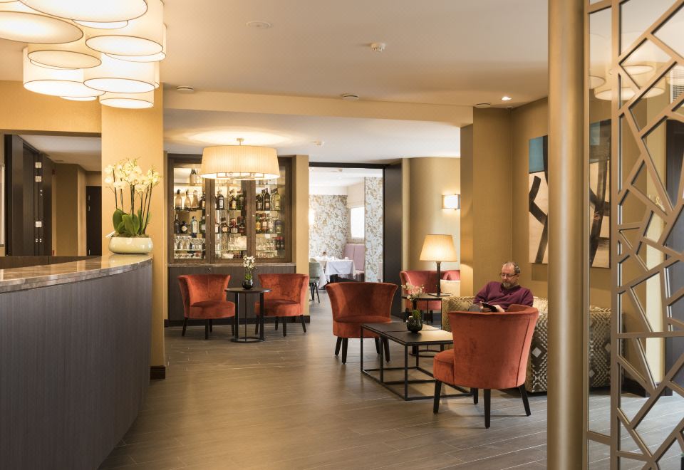 5. 호텔 아라곤 브..