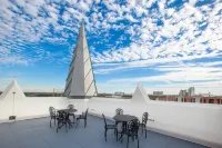 Castle Hotel, Autograph Collection