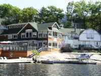 Rocky Crest Golf Resort Hotels in Parry Sound District