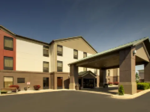 Holiday Inn Express & Suites LEBANON by IHG Hotels in Laclede County