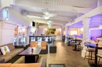 勞德代爾堡機場假日飯店 - 酒吧