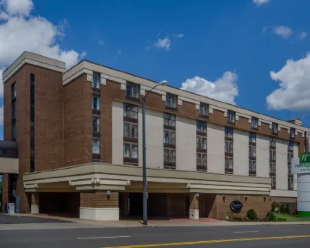 クオリティ イン & スイーツ ダウンタウン マンスフィールド マンスフィールドのホテル