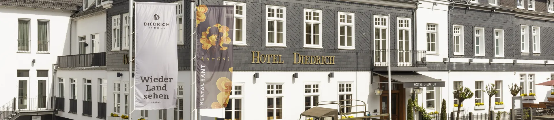 Four-Star Hotels