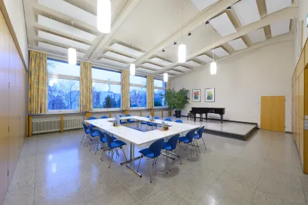 Hotel am Schlossberg Отели в г. Херренберг