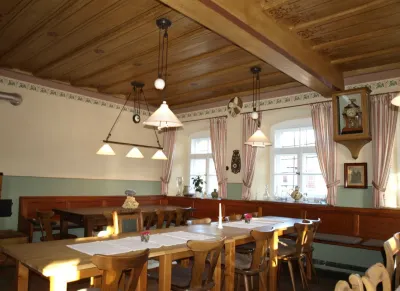 Zum Güldenen Ritter Hotels in der Nähe von Stadtschloss Treuchtlingen