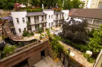 Hotel Zur Weinsteige GmbH Hotels in Hedelfingen