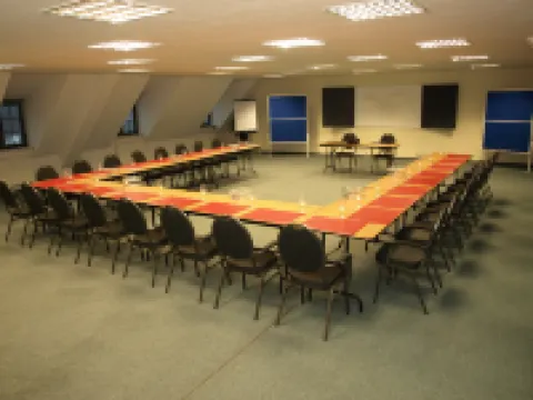 West Hotel an der Sächsischen Weinstrasse ラーデボイルのホテル