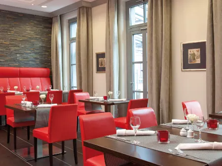 Dormero Schlosshotel Reichenschwand Отели в г. Лауф-ан-дер-Пегниц