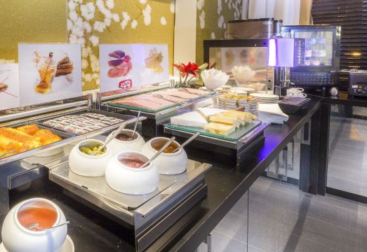 2. 아파트호텔 아다..