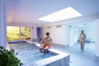 The Rex - Pools