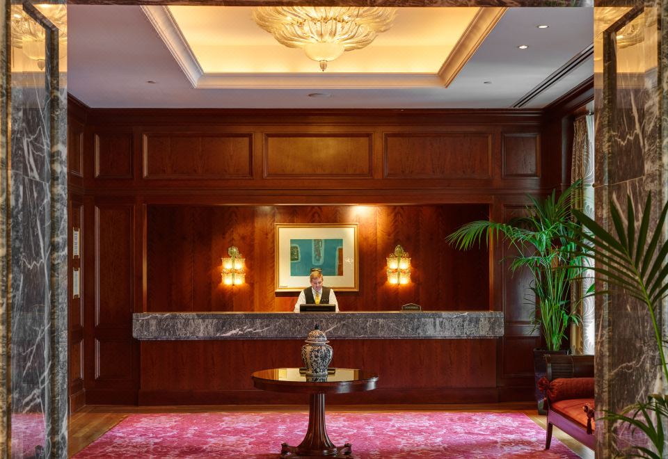 6. InterCon..