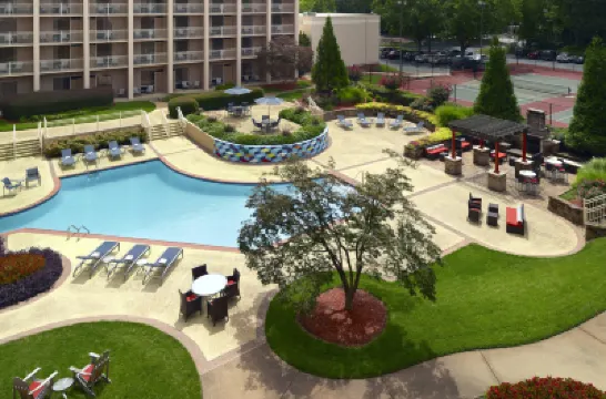 Atlanta Airport Marriott Hotels near Delta Flight Museum