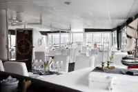 Mälardrottningen Yacht Hotel - breakfast
