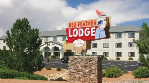 Red Feather Lodge in Tusayan