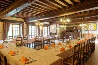 Logis des Trois Maures Hotels in Montchanin