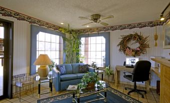 Blue Jay Inn & Suites