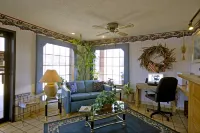 Blue Jay Inn & Suites