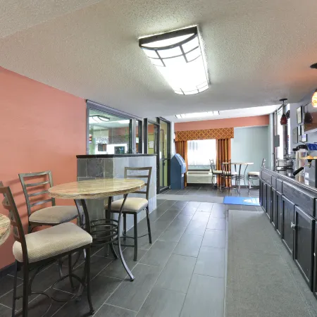 Americas Best Value Inn Kansas City East/Independence