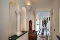 Hotel Bussola - 3-Star