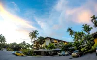 Palm Beach Resort & Spa - parking