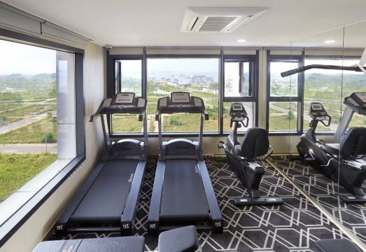 로얄 엠포리움 호텔