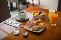 Palmetto Hotel Business la Perla - breakfast
