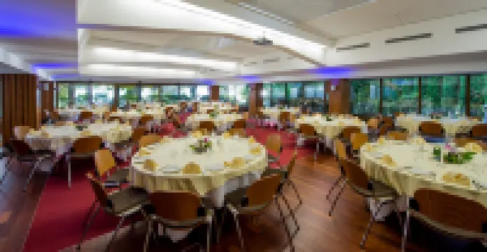 Hotel Mona Hôtels à : Riviera-Pays-d'Enhaut