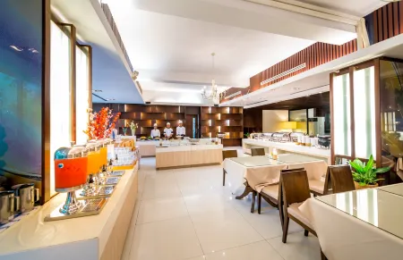 Laemtong Serviced Apartment Отели рядом с достопримечательностью «Golden Triangle Museum Pattaya»