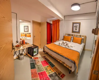 Vavien Hotel Hotel in zona Chiesa di San Pietro e Paolo