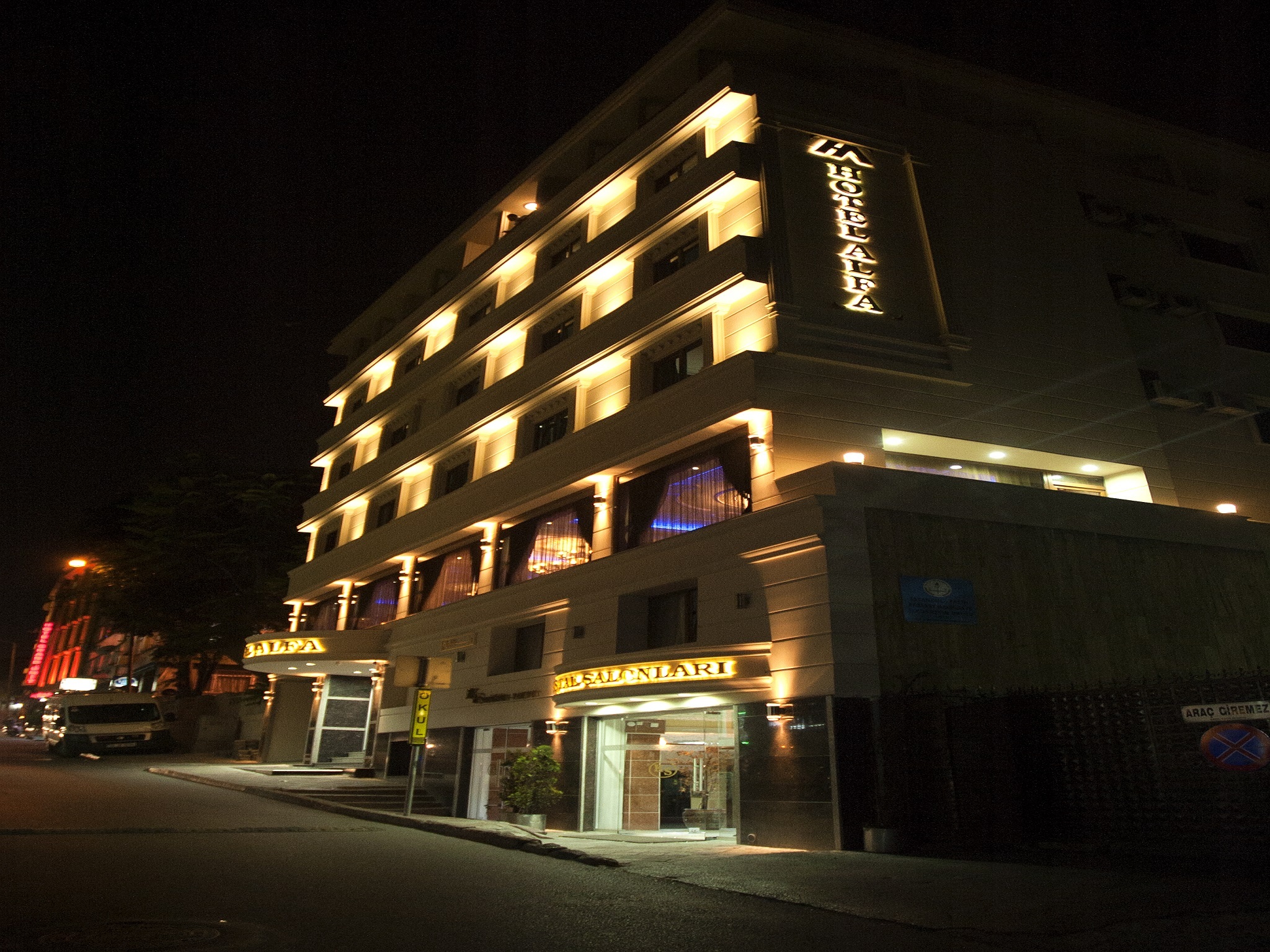 Alfa Hotel