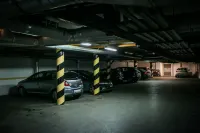 Imola Udvarház Dessert Hotel - 駐車場