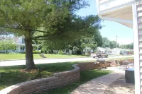 Green Acres Hotel Hotels in Pittsfield