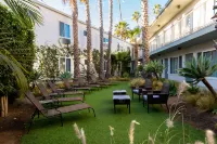 Bayside Hotel
