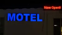 White Caps Motel