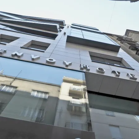 Envoy Hotel