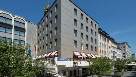 Tante Alma's Mülheimer Hotel