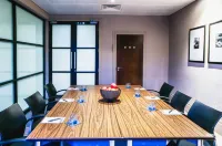 Mour Hotel Hotels in Annesley Civil Parish