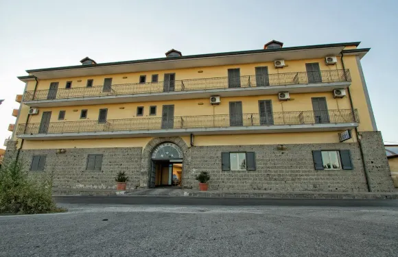 西爾維拉多酒店