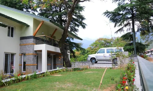 Lamrin Norwood Green Palampur, Himachal Pradesh