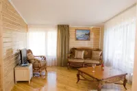 Krestovaya Pad