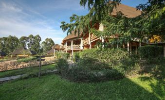 Crater Safari Lodge