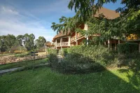 Crater Safari Lodge