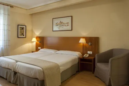 Hotel Mercado by Gaiarooms Отели в г. Кампо де Саламанка