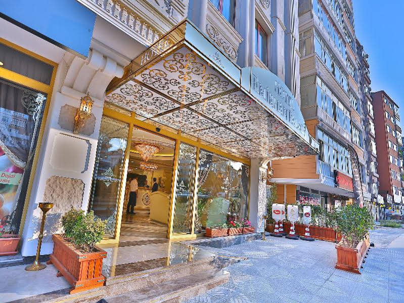 Hotel Emirhan Palace