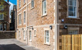 Beaufort House Apartments from Your Stay Bristol