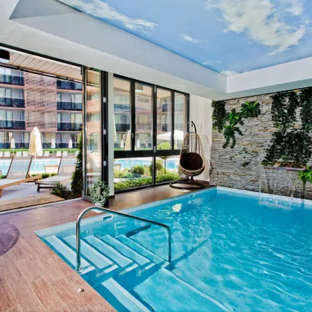 Galeon Residence & Spa