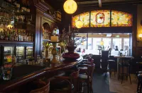 Hotel et le Cafe de Paris Hotels in Apeldoorn