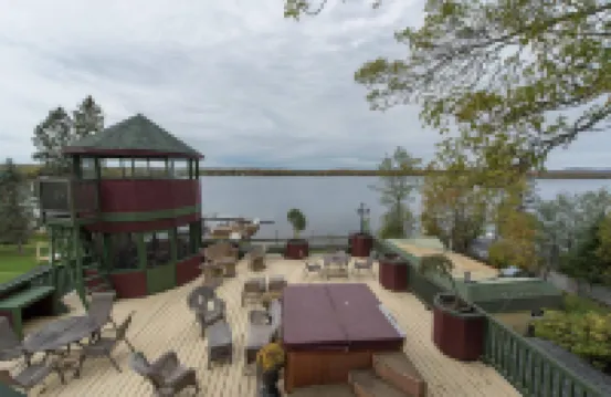 Auberge Villa Bellerive Hotels in Antoine-Labelle Regional County Municipality