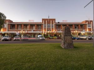 North Gregory Hotel